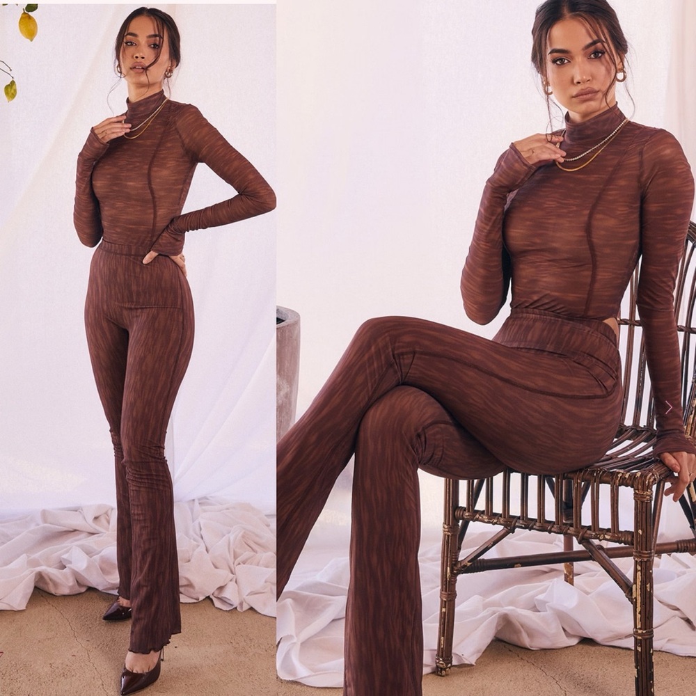 House of CB ‘Eleanor’ Chocolate Print mesh Flared‎ Trousers brown size S NWOT